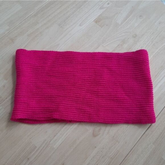 Cableknit Infinity Scarf  - Picture 3 of 3